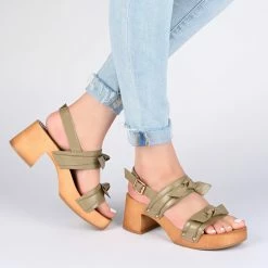 Deals π Journee Collection π© Women's Tia Pump π₯ 15 Deals π Journee Collection π© Women's Tia Pump π₯ -Journee Collection Sales 2f801ee70475467a9a49f9b93c7aae9a 1080x