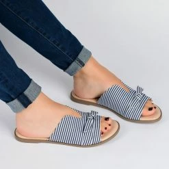 Buy 🛒 Journee Collection 👩 Women's Tru Comfort Foam Lillian Slide 🔔 -Journee Collection Sales 4a6d60c06d4845358416154a9ebadc7b 1080x