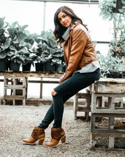 Brand new 😉 Journee Collection 👩 Women's Wide Width Strap Bootie ✨ -Journee Collection Sales 51a03f448ea4438c84d8e3bb5327ae0b e18ee984 0197 4056 92ca afa8acb2cfb8 1080x