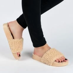 Cheapest 🤩 Journee Collection 👩 Women's Faux Fur Haimi Slipper 👏 -Journee Collection Sales 5f9637085c7a4bffb8f178910d86595d 1080x