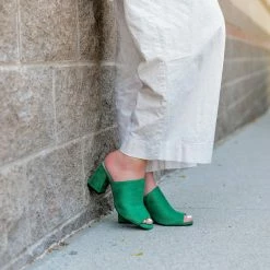 Cheapest 🔥 Journee Collection 👩 Women's Adelaide Slide 🎁 -Journee Collection Sales 727c0bd1b4d34395bab3128447acae83 4498c505 afe9 4599 93eb a5a72858533b 1080x