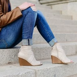 Coupon ⭐ Journee Collection 👩 Women's Sabeena Bootie ⌛ -Journee Collection Sales bd94770ba5bd4c168b6df1b6c2b1219c 01f3fbf6 1f07 427e 9880 df11cd035d29 1080x