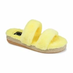Top 10 👏 Journee Collection 👩 Women's Faux Fur Relaxx Slipper 🔥 -Journee Collection Sales f5f8e19b595e49459d33140011fc1533 83272ad1 842c 4880 8277 602be067ac4c 1080x