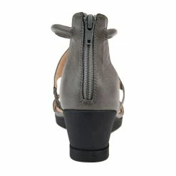 Best reviews of 😍 Journee Collection Trayle 👩 Womens Faux Leather Strappy Wedge 🩴 Sandals ✔️ -Journee Collection Sales fb4e1dfc678f44be871019ae9906e230 6c5d9f28 27fb 4ce9 98fc f6ed7d3fddc6 1080x